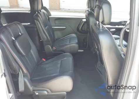 2016 Dodge Grand Caravan R/T z USA, uszkodzony, nr VIN 2C4RDGEG8GR362023